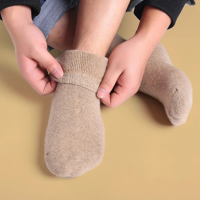 Warmth Redefined: 6 Pairs of Winter Wool Socks for Comfort in Every Step