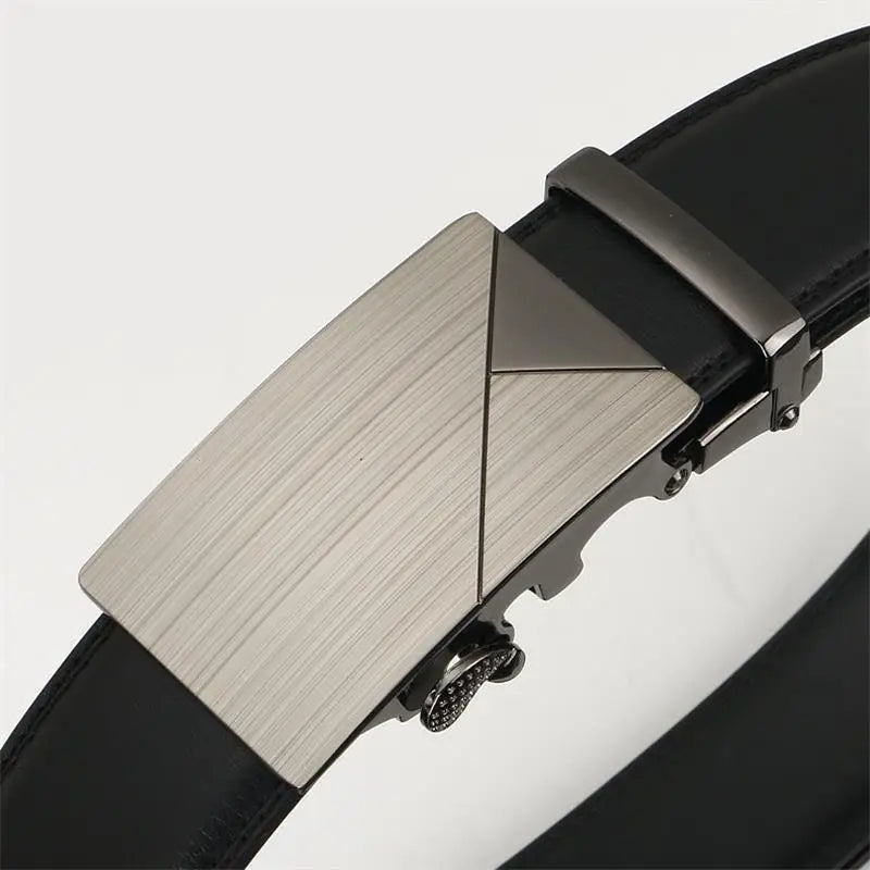 New Men's Leather Belt: Modern Elegance, Timeless Style